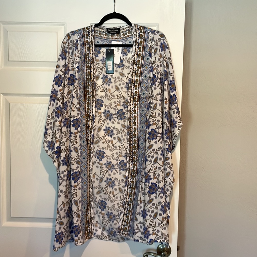Tolani Mila Floral Wrap One Size - Picture 4 of 11